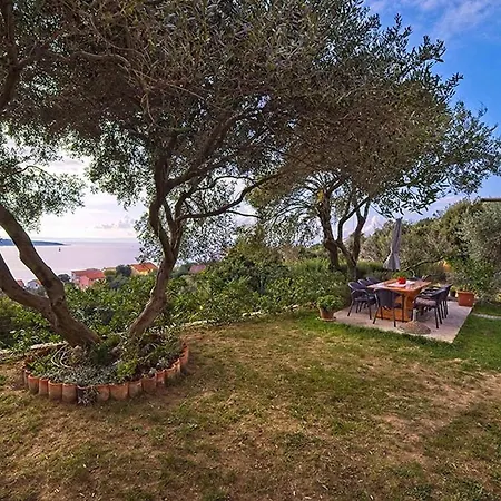 With A Parking Space Supetarska Draga - Gonar, Rab - 22586 Apartment