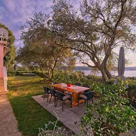 Apartment With Parking Space - Gonar, Rab - 22586 Supetarska Draga