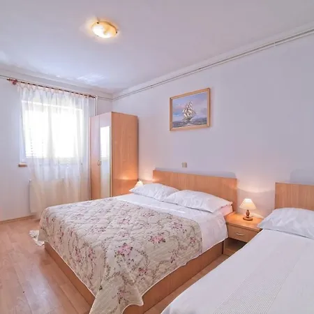 Appartement With Parking Space Supetarska Draga - Gonar, Rab - 22586 Rab Town