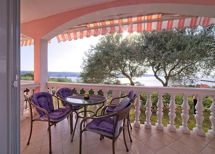 With Parking Space Supetarska Draga - Gonar, Rab - 22586 * Rab Town